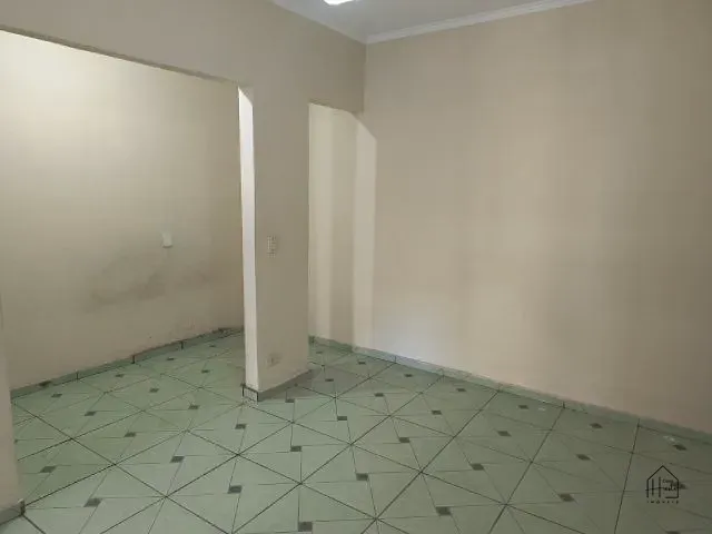 Casa 1 quarto e 2 banheiros, para alugar, no bairro Parque Miguel Mirizola em Cotia