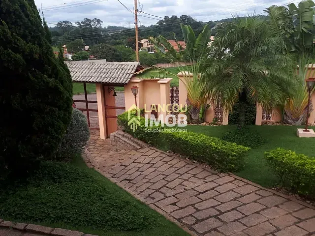 Casa com 1014m² 4 quartos e 5 banheiros, à venda, no bairro Jardim Tereza Cristina em Jundiaí
