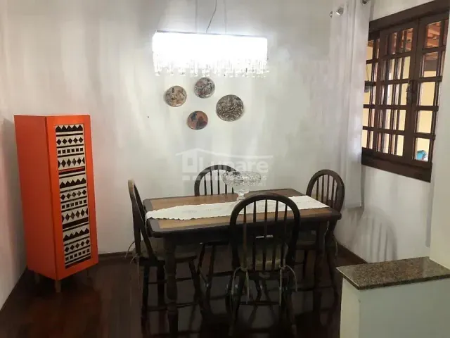 Casa com 200m² 3 quartos e 2 banheiros, à venda, no bairro Conjunto Habitacional Brás Cubas em Mogi das Cruzes