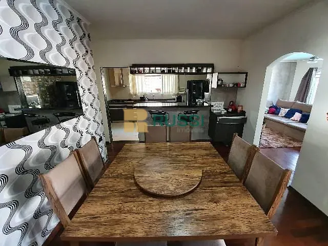 Casa com 250m² 3 quartos e 3 banheiros, à venda, no bairro Jardim Altos de Santana em São José dos Campos