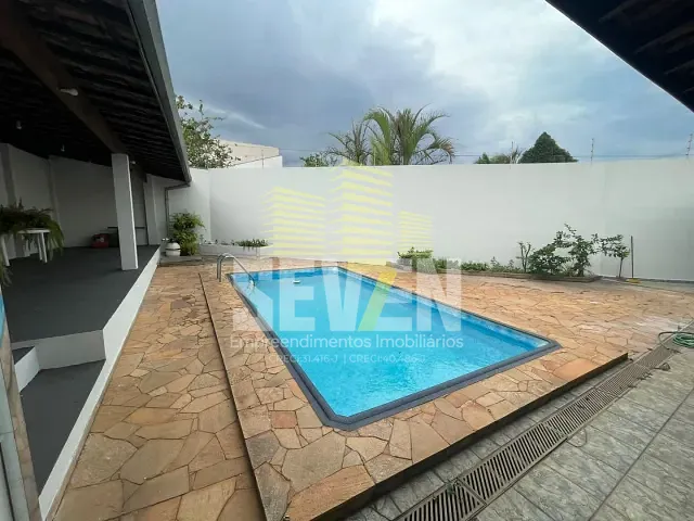 Casa com 432m² 3 quartos e 2 banheiros, à venda, no bairro Jardim de Allah em Bauru