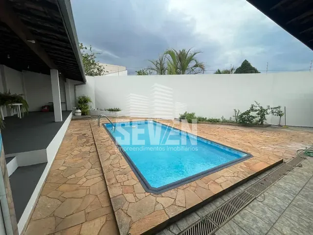 Casa com 432m² 3 quartos e 2 banheiros, à venda, no bairro Jardim de Allah em Bauru