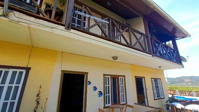 Casa 2 quartos e 2 banheiros, à venda, no bairro Ogiva em Cabo Frio