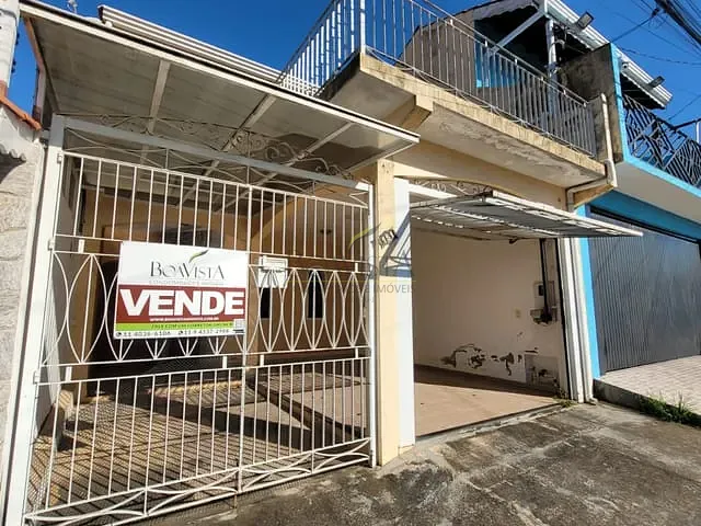 Casa 3 quartos e 2 banheiros, à venda, no bairro San Marino em Piracaia