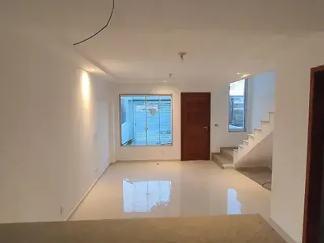 Casa com 85m² 2 quartos e 3 banheiros, à venda, no bairro Parque Varanda do Visconde em Campos dos Goytacazes