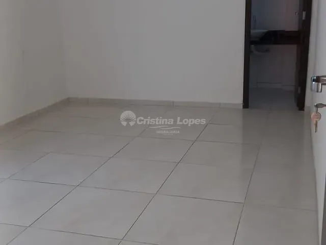 Casa 3 quartos e 3 banheiros, à venda, no bairro Mocambinho em Teresina