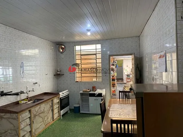 Casa com 290m² 3 quartos e 1 banheiro, à venda, no bairro Barcelona em São Caetano do Sul