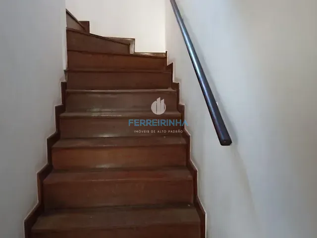 Casa com 450m² 5 quartos e 3 banheiros, à venda, no bairro Jardim Esplanada em São José dos Campos