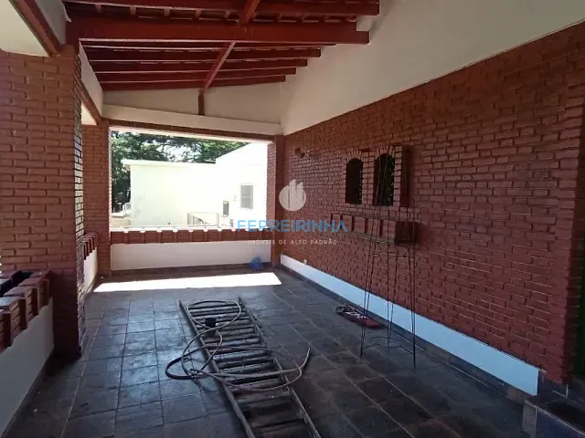 Casa com 450m² 5 quartos e 3 banheiros, à venda, no bairro Jardim Esplanada em São José dos Campos