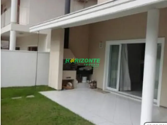 Casa com 360m² 3 quartos e 4 banheiros, para alugar, no bairro Urbanova em São José dos Campos