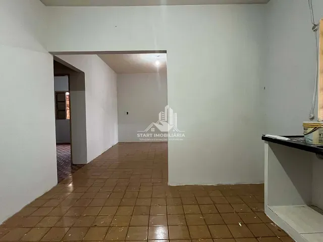 Casa 2 quartos e 1 banheiro, para alugar, no bairro Jardim Santa Helena em Pederneiras