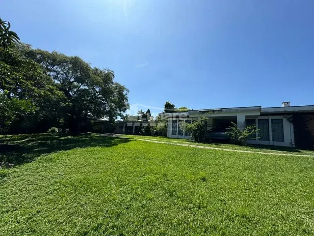 Casa com 2500m², à venda, no bairro Vila Oliveira em Mogi das Cruzes