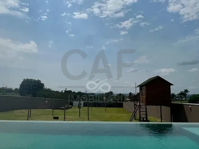 Casa com 1150m² 4 quartos e 4 banheiros, à venda, no bairro Condomínio Plazza Ville em Jaguariúna