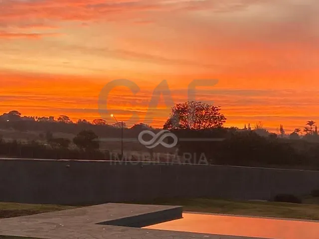 Casa com 1150m² 4 quartos e 4 banheiros, à venda, no bairro Condomínio Plazza Ville em Jaguariúna