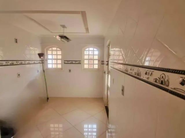 Casa 4 quartos e 5 banheiros, à venda, no bairro Vila Valqueire em Rio de Janeiro