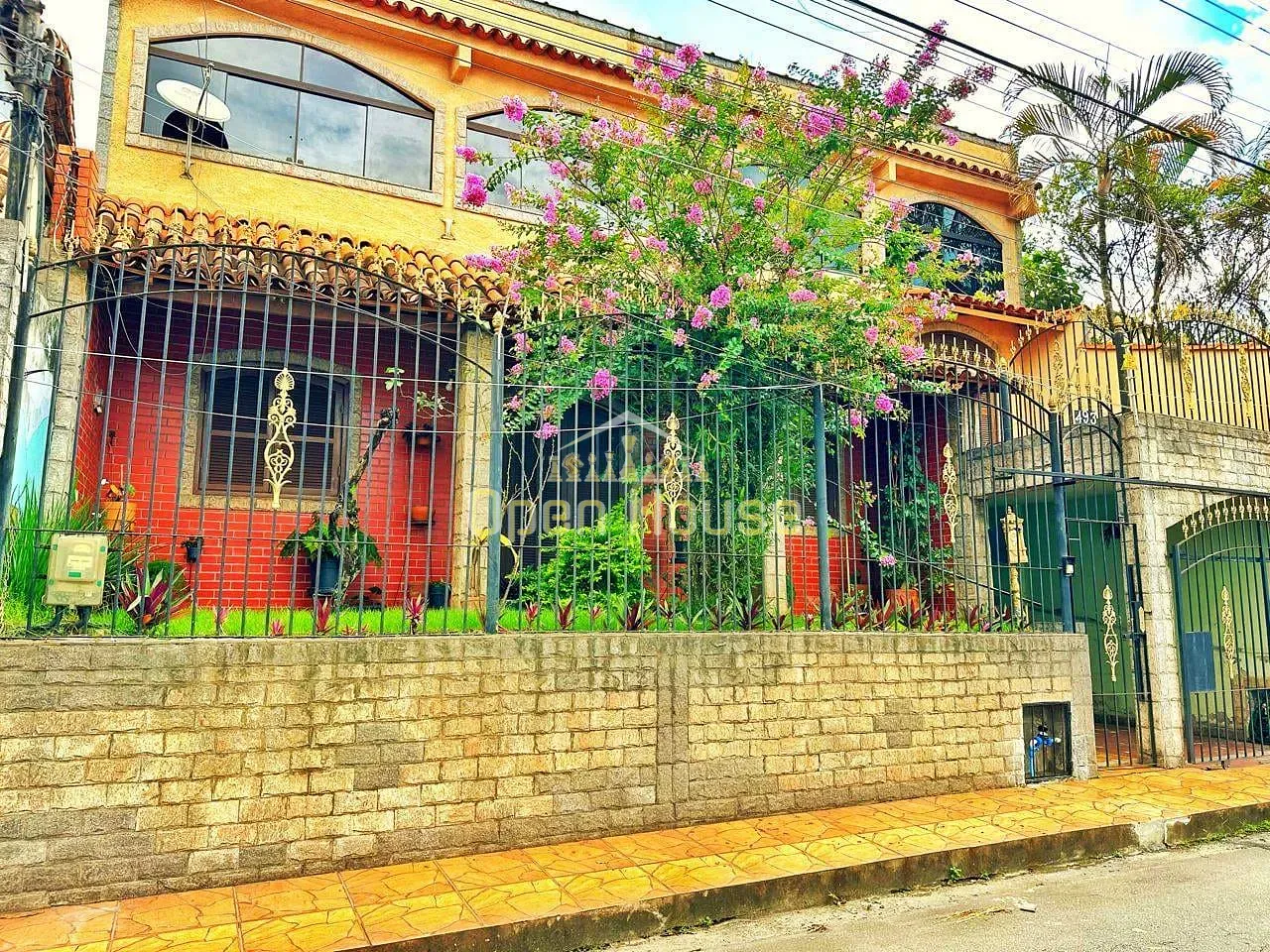 Casa, 4 quartos, 120 m² - Foto 1