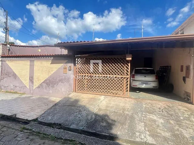 Casa com 330m² 3 quartos e 2 banheiros, à venda, no bairro Jardim Santa Rita de Cássia em Bragança Paulista
