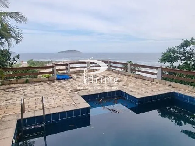 Casa com 450m² 4 quartos e 4 banheiros, à venda, no bairro Piratininga em Niterói