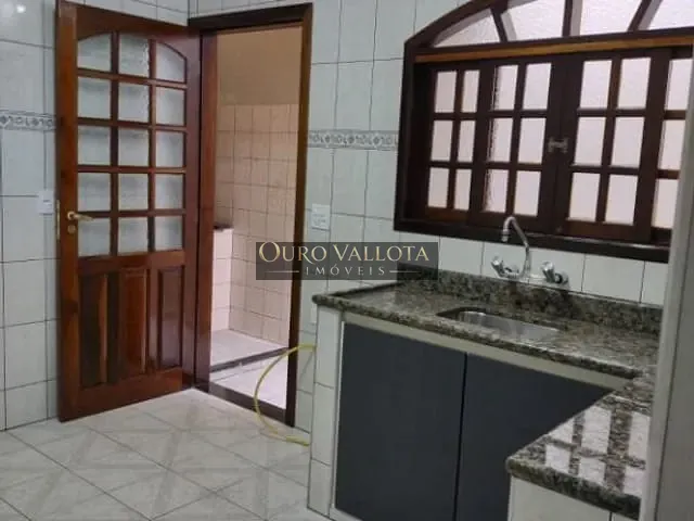 Casa 2 quartos e 1 banheiro, à venda, no bairro Água Rasa em São Paulo