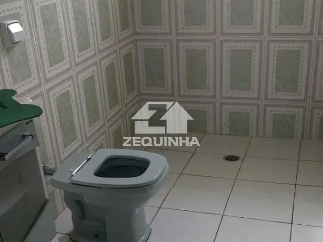 Casa com 350m² 3 quartos e 3 banheiros, à venda, no bairro Centro em Ipero