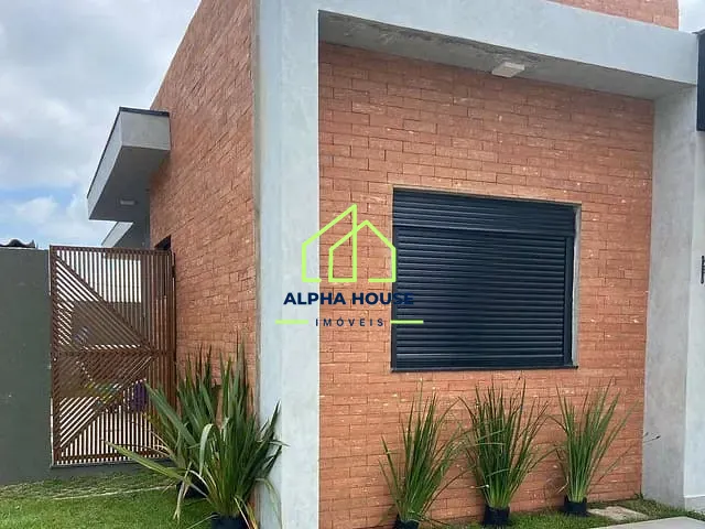 Casa com 205m² 3 quartos e 3 banheiros, à venda, no bairro Residencial Vila Romana em Pindamonhangaba