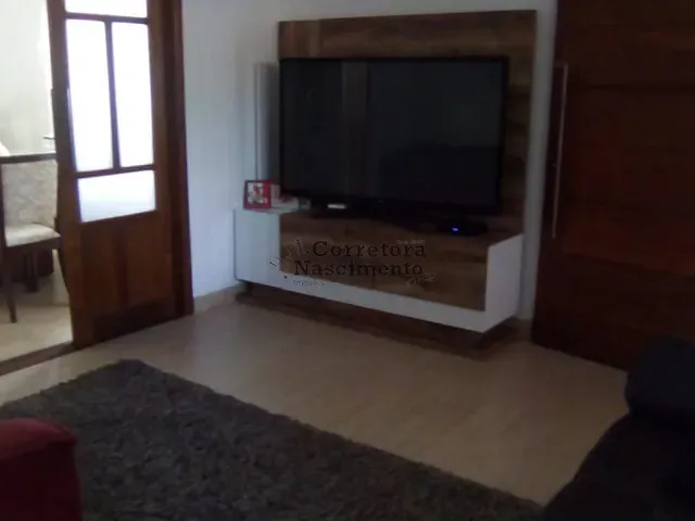 Casa com 250m² 2 quartos e 2 banheiros, à venda, no bairro Jardim Siesta em Jacareí