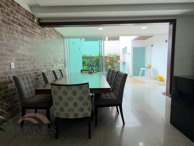 Casa 3 quartos e 3 banheiros, à venda, no bairro Aldeia do Lago em Coronel Fabriciano