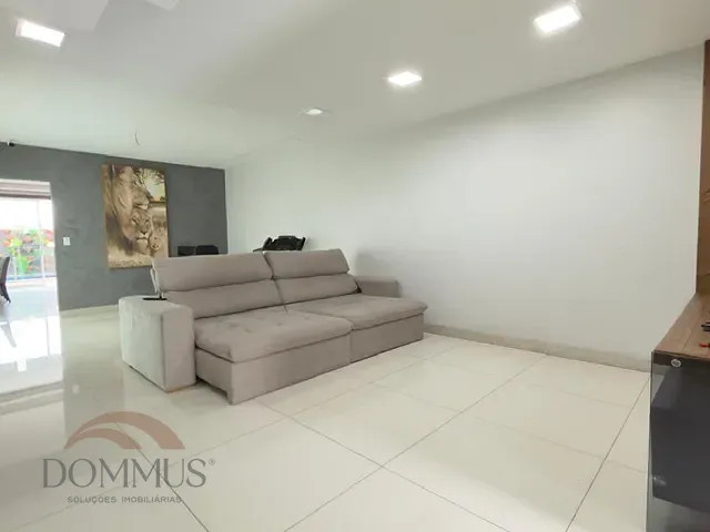 Casa 3 quartos e 3 banheiros, à venda, no bairro Aldeia do Lago em Coronel Fabriciano