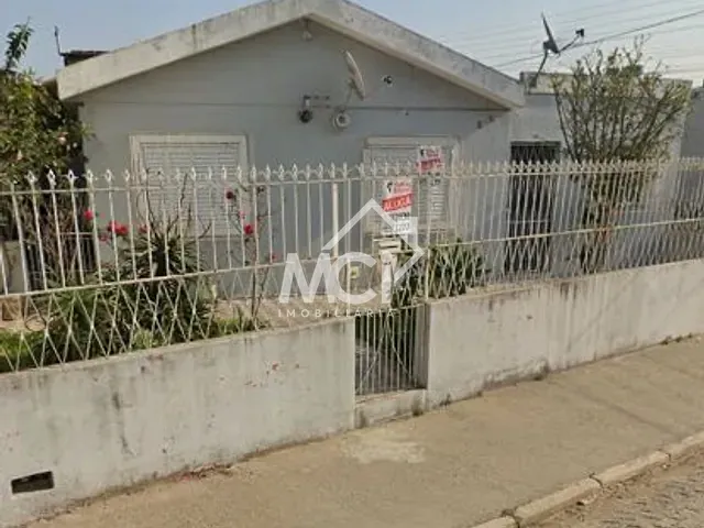 Casa com 253m² 3 quartos e 2 banheiros, à venda, no bairro São Gonçalo em Pelotas