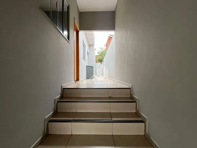 Casa 2 quartos e 1 banheiro, para alugar, no bairro Vila Camilo Razuk em Pederneiras