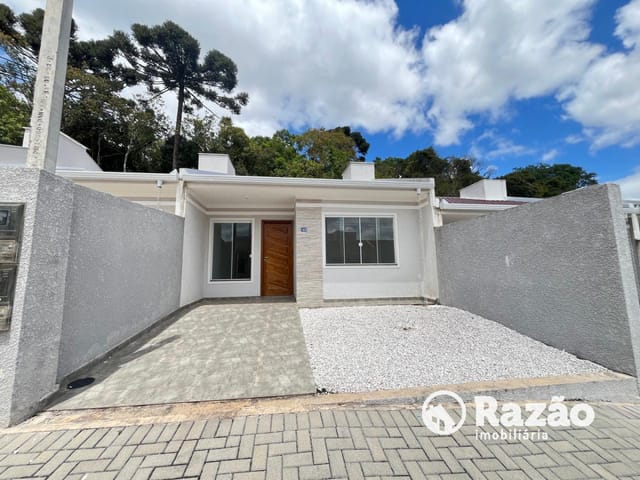 Casa 3 quartos e 1 banheiro, para alugar, no bairro Gralha Azul em Fazenda Rio Grande