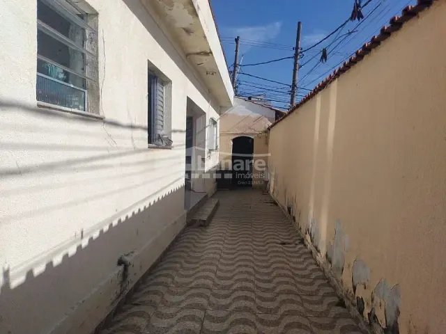 Casa com 258m² 3 quartos e 2 banheiros, à venda, no bairro Vila Oliveira em Mogi das Cruzes