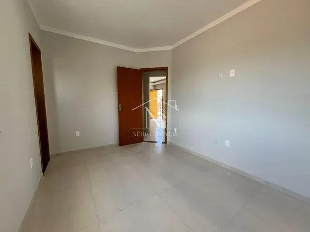 Casa 2 quartos e 1 banheiro, à venda, no bairro Jardim Atlântico Leste (Itaipuaçu) em Maricá