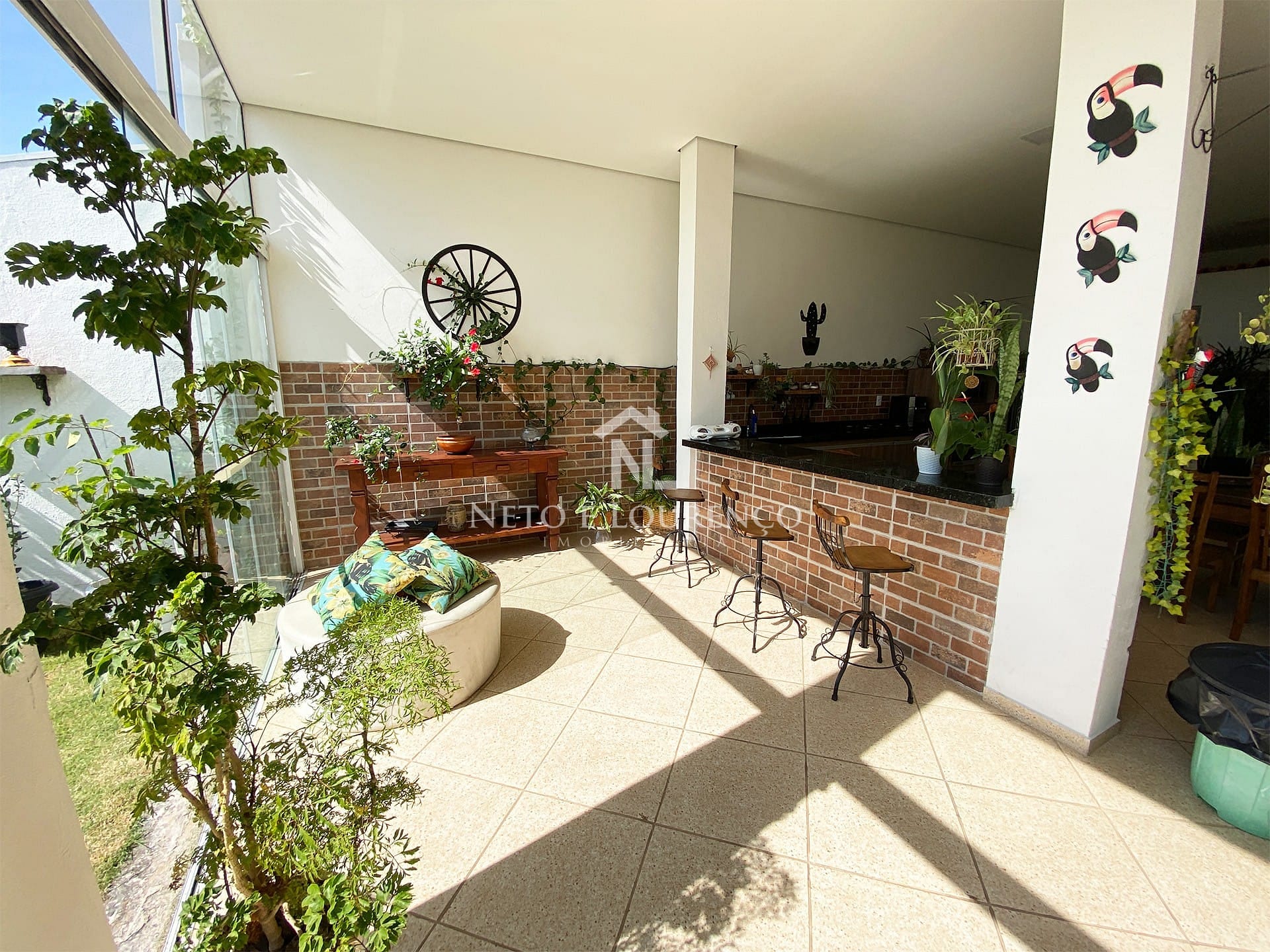Casa à venda com 3 quartos, 358m² - Foto 8