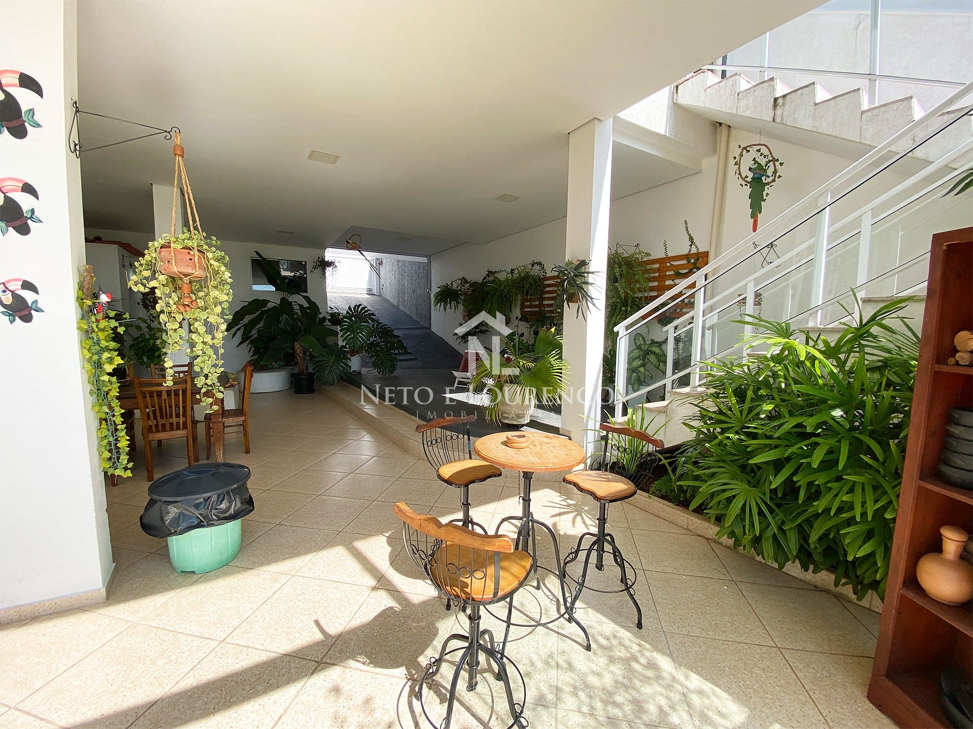 Casa à venda com 3 quartos, 358m² - Foto 10