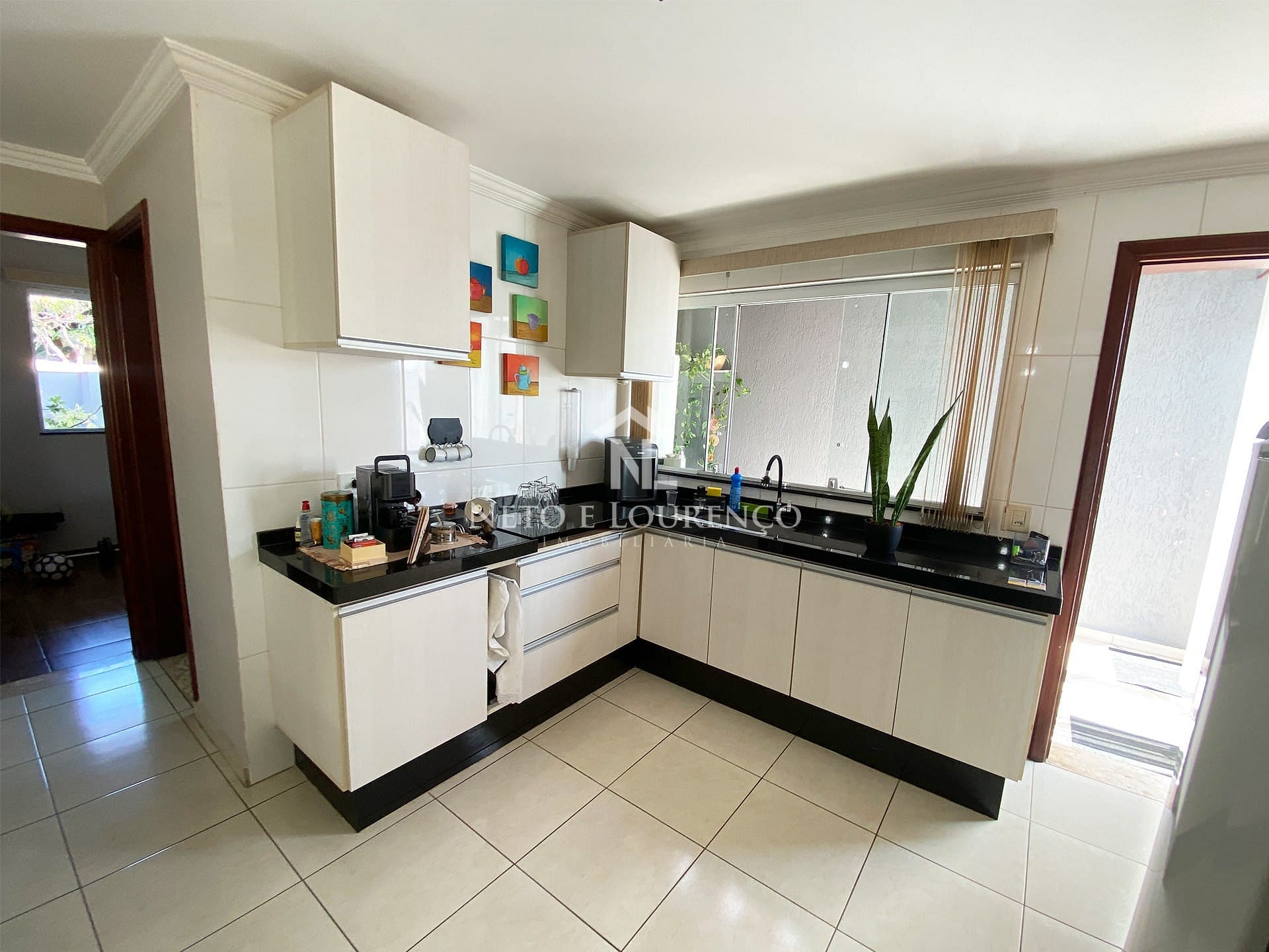 Casa à venda com 3 quartos, 358m² - Foto 21