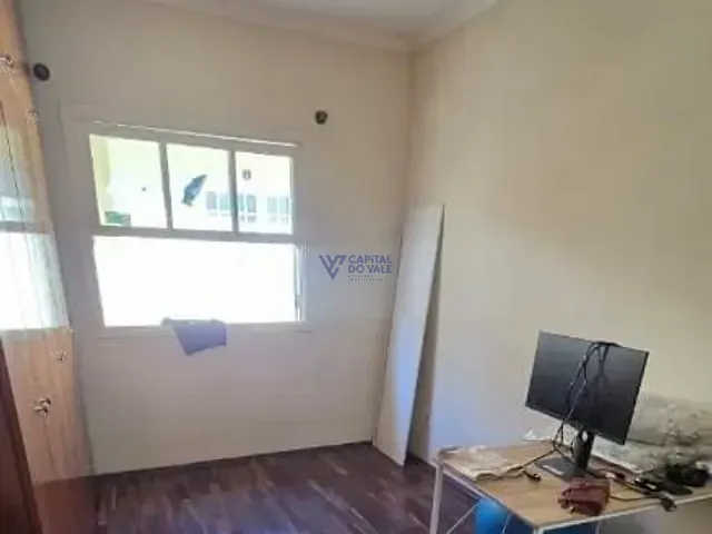 Casa com 250m² 3 quartos e 3 banheiros, à venda, no bairro Jardim das Indústrias em São José dos Campos
