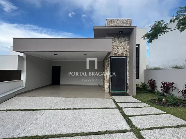 Casa com 300m² 3 quartos e 3 banheiros, à venda, no bairro Condomínio Residencial Euroville II em Bragança Paulista