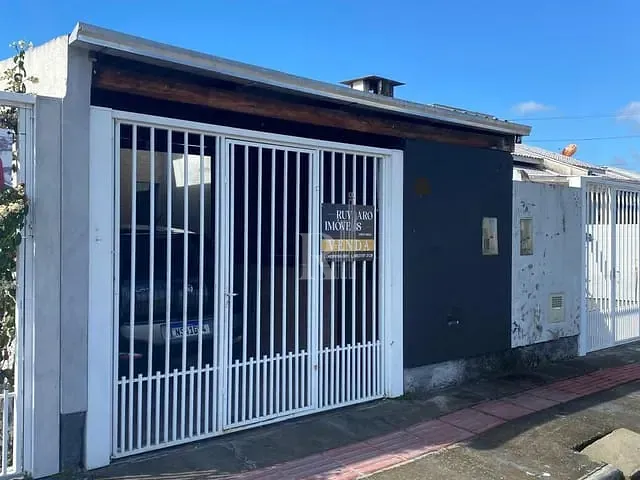 Casa 2 quartos e 1 banheiro, à venda, no bairro Areias em Tijucas