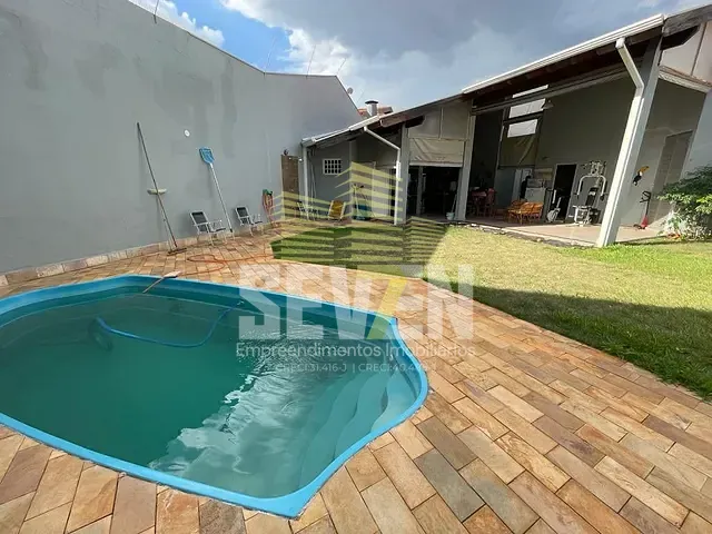 Casa com 400m² 3 quartos e 3 banheiros, à venda, no bairro Jardim Terra Branca em Bauru