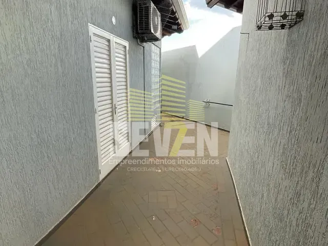 Casa com 400m² 3 quartos e 3 banheiros, à venda, no bairro Jardim Terra Branca em Bauru