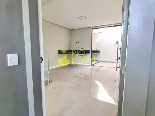 Casa com 120m² 3 quartos e 2 banheiros, à venda, no bairro Jardim Amália em Volta Redonda