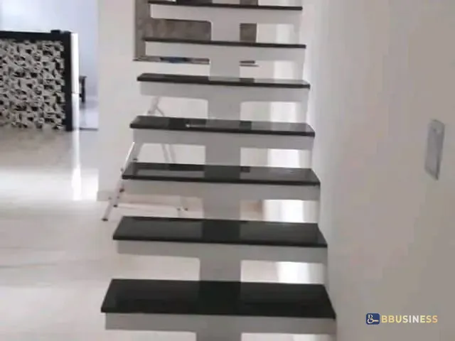 Casa 5 quartos e 4 banheiros, à venda, no bairro Grussaí em São João da Barra