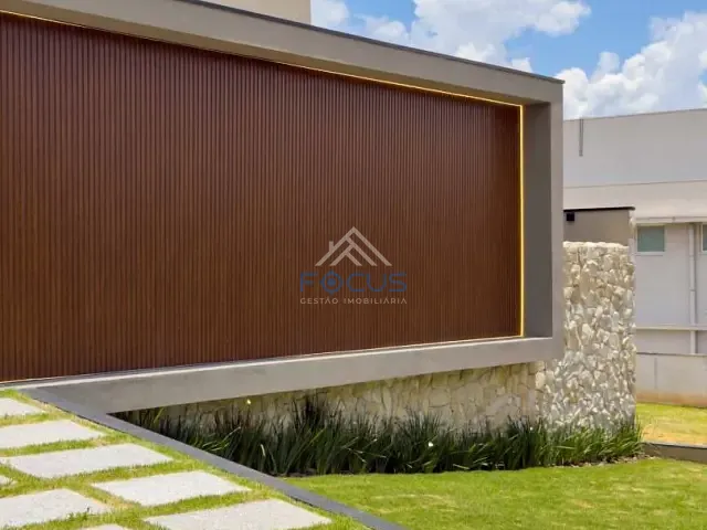 Casa com 600m² 3 quartos e 4 banheiros, à venda, no bairro Santa Cândida em Vinhedo
