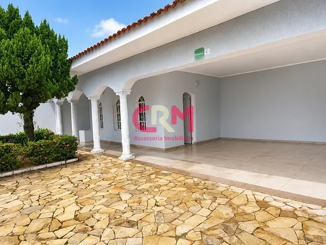 Casa 3 quartos e 3 banheiros, à venda, no bairro Parque Residencial Laranjeiras I em Taquaritinga