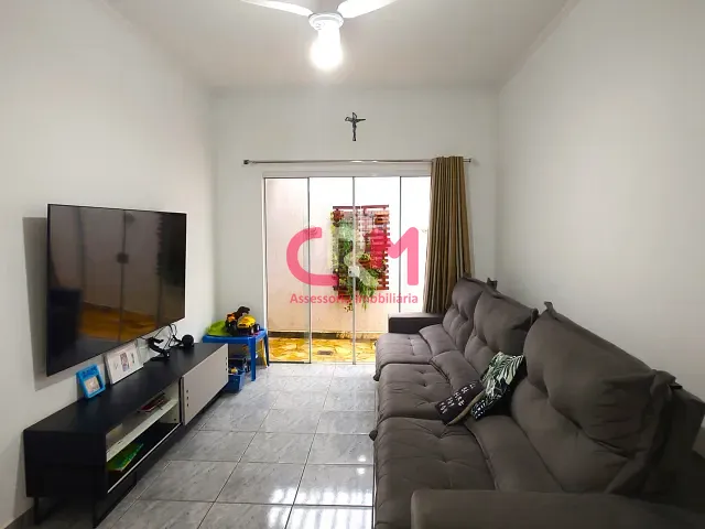 Casa 3 quartos e 3 banheiros, à venda, no bairro Parque Residencial Laranjeiras I em Taquaritinga