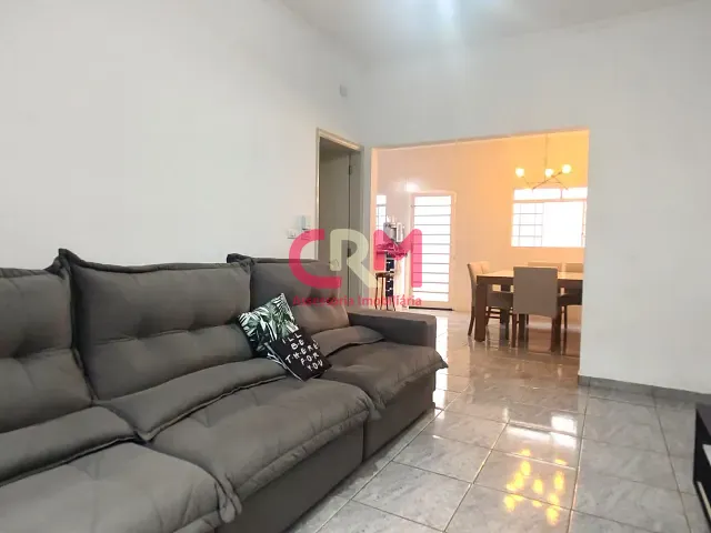 Casa 3 quartos e 3 banheiros, à venda, no bairro Parque Residencial Laranjeiras I em Taquaritinga