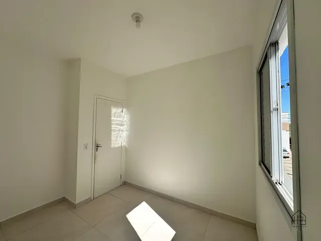 Casa com 123m² 2 quartos e 2 banheiros, à venda, no bairro Água Espraiada (Caucaia do Alto) em Cotia