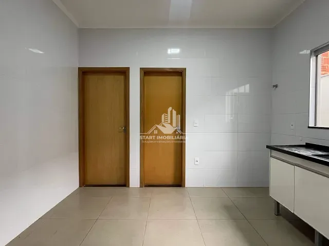 Casa 2 quartos e 1 banheiro, para alugar, no bairro Vila Camilo Razuk em Pederneiras