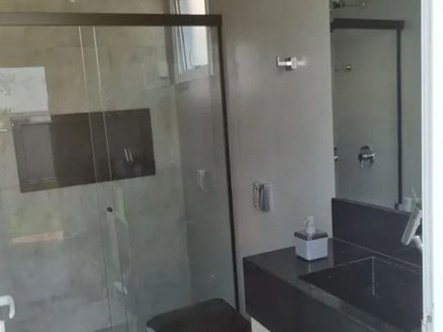 Casa com 458m² 4 quartos e 5 banheiros, à venda, no bairro Condomínio Florais Itália em Cuiabá